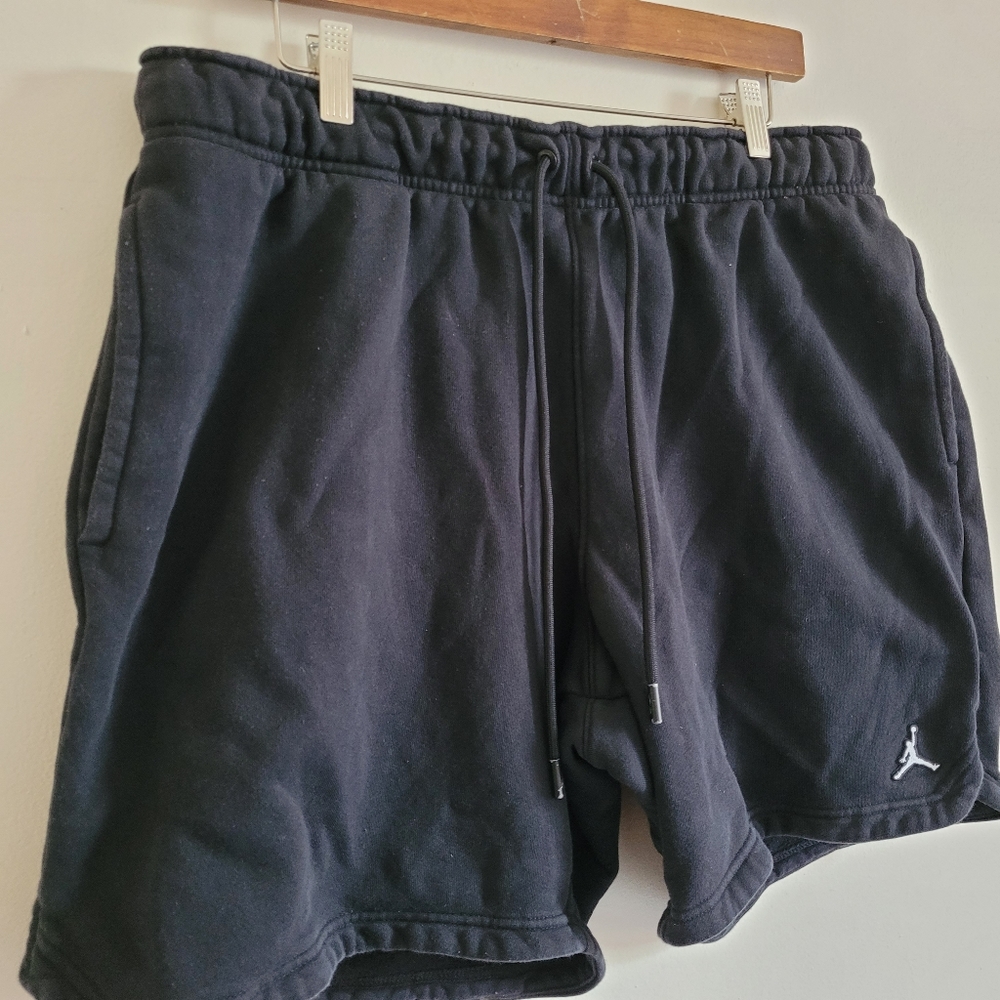 Nike Air Jordan Men's Jumpman Logo Fleece Shorts Black Size XL - Picture 2 of 13